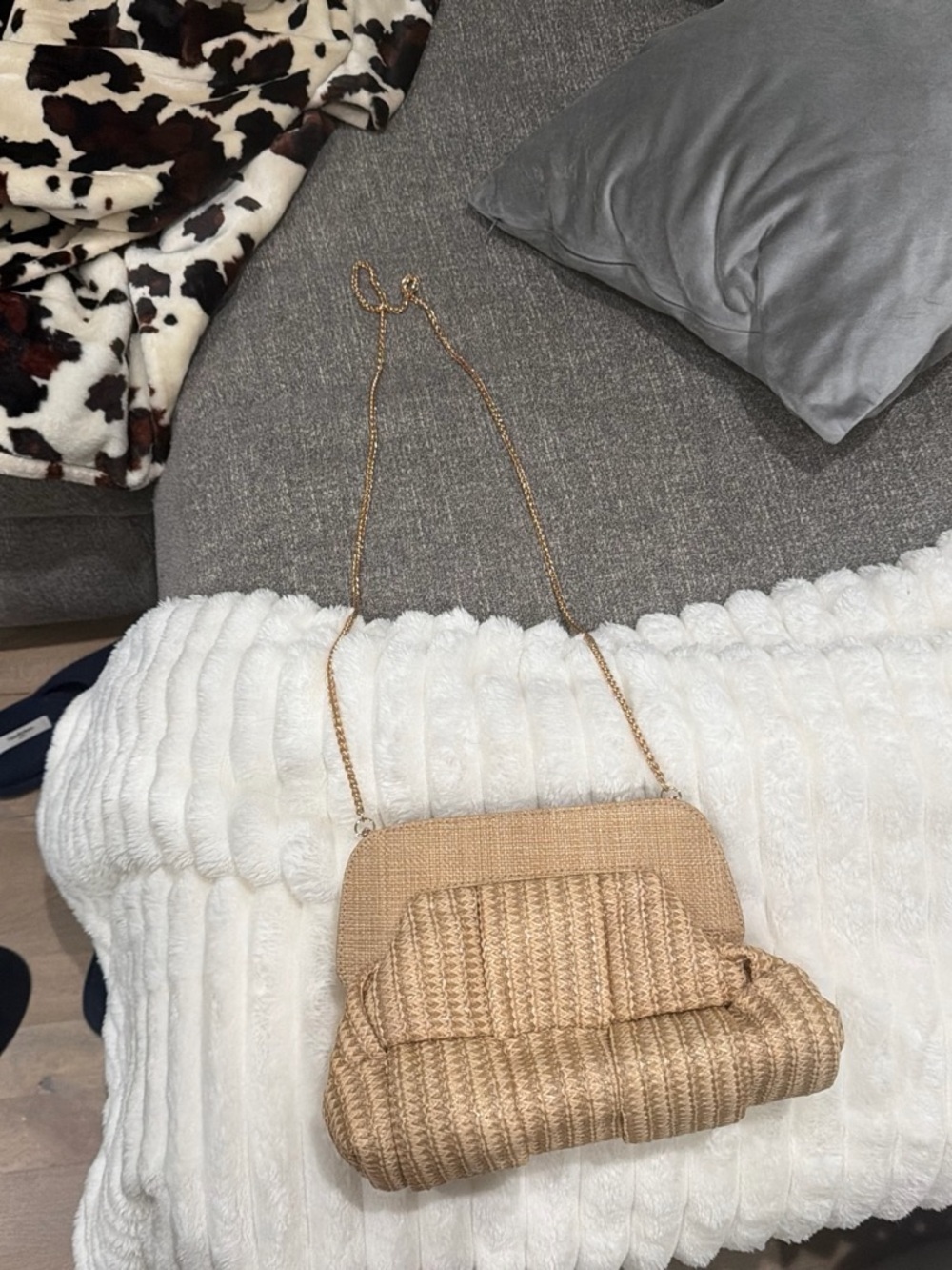 Amazon Woven Straw Crossbody Bag in Natural Tan with Gold Chain